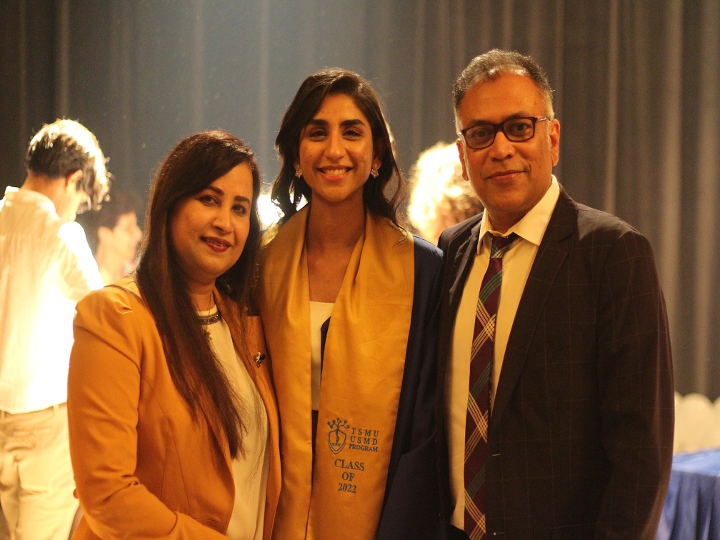 1655548019-_6049165636490356